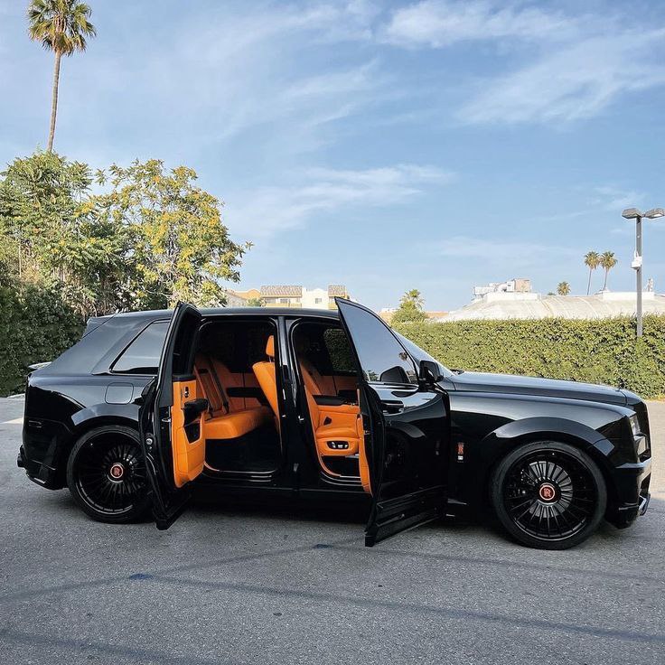 Rolls Royce Cullinan Interior